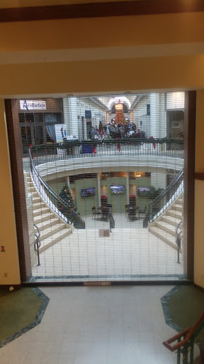 Clothing Store «Orvis», reviews and photos, 7227 N High St, Worthington, OH 43085, USA