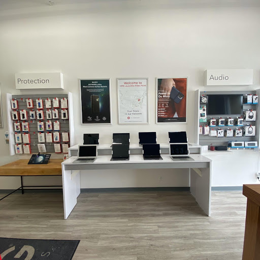 Cell Phone Store «iExpert Studio», reviews and photos, 5000 Shelbyville Rd, Louisville, KY 40207, USA