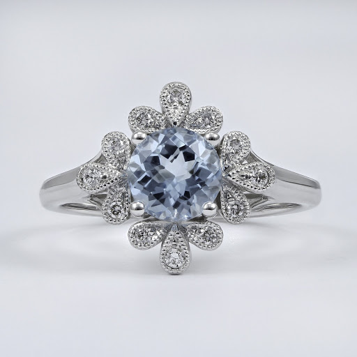 Jewelry Store «Henne Jewelers», reviews and photos, 5501 Walnut St, Pittsburgh, PA 15232, USA