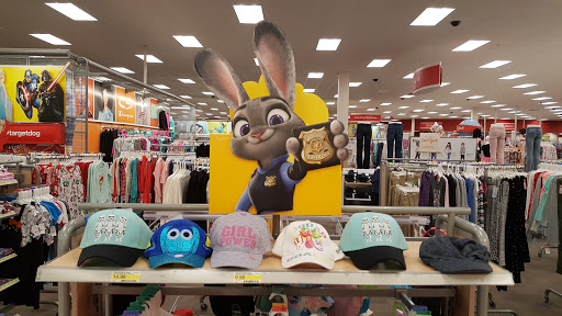 Department Store «Target», reviews and photos, 100 Willow St, Farmingdale, NY 11735, USA