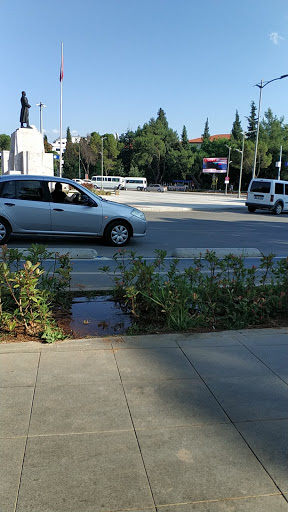 Muğla Otelcilik Ve Turizm Meslek Lisesi Uygulama Oteli Çay Bahçesi