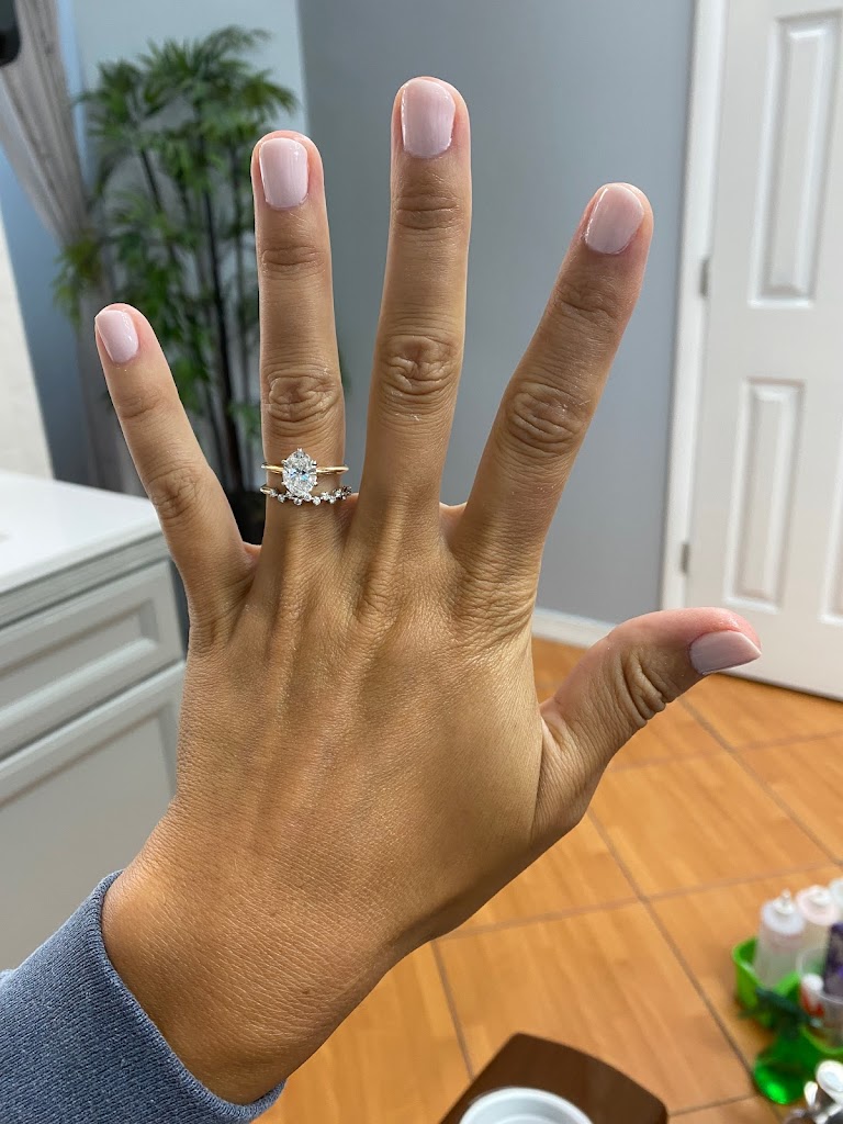 Tiffany's Nails 08402