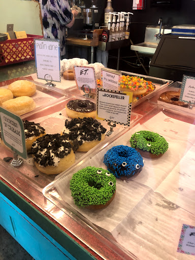 Donut Shop «The Dancing Donut», reviews and photos, 1134 E 54th St G, Indianapolis, IN 46220, USA