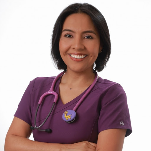 Dra. Silvana Pantoja, Pediatra