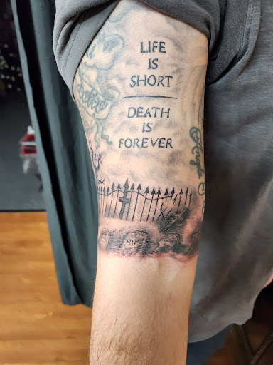 Explore hand name tattoo ideas, creative tattoo ideas in Newark, available at New Castle Ink