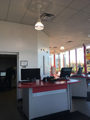 Tire Shop «Discount Tire Store - Renton, WA», reviews and photos, 361 S Grady Way, Renton, WA 98057, USA