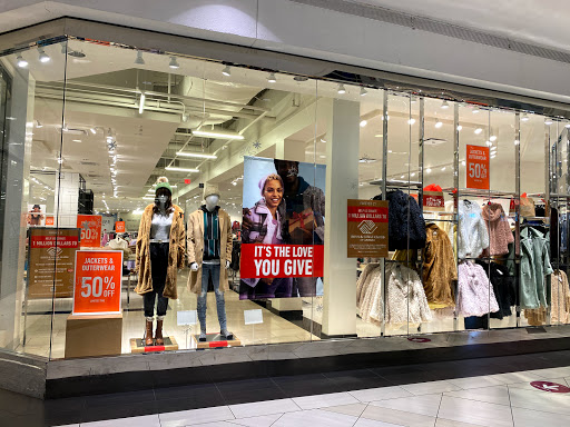 Clothing Store «Forever 21», reviews and photos, 5 Woodfield Mall, Schaumburg, IL 60173, USA