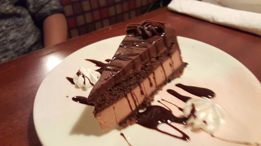 Italian Restaurant «Dafnos», reviews and photos, 1190 W Chocolate Ave, Hummelstown, PA 17036, USA