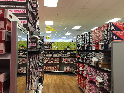 Shoe Store «Shoe Carnival», reviews and photos, 7085 Bakers Bridge Ave, Franklin, TN 37067, USA