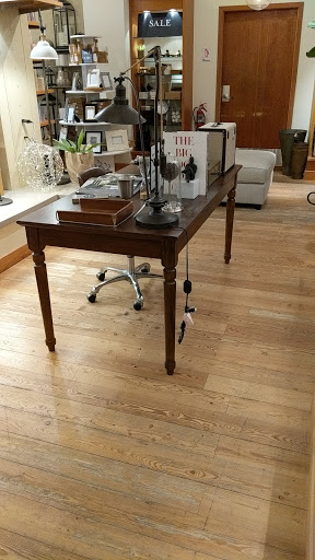 Furniture Store «Pottery Barn», reviews and photos, 75 Middlesex Turnpike #2001a, Burlington, MA 01803, USA