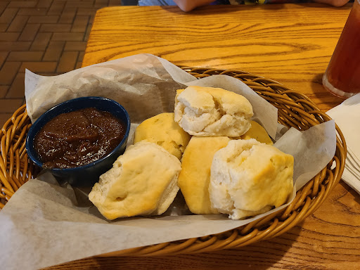 American Restaurant «Cracker Barrel Old Country Store», reviews and photos, 3701 Elmsley Ct, Greensboro, NC 27406, USA