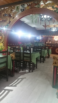 Atmosphère du Restaurant vietnamien Le Saïgon à Lons-le-Saunier - n°3