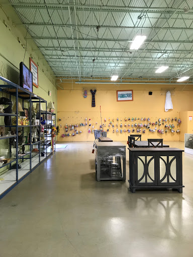 Thrift Store «Community Thrift Stores», reviews and photos, 1047 SE Military Dr, San Antonio, TX 78214, USA