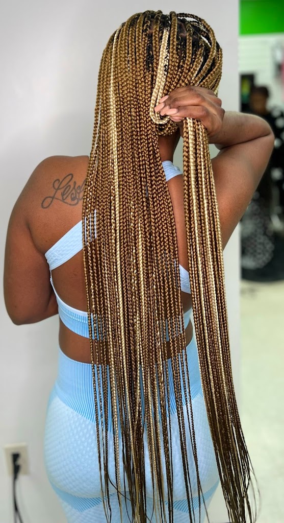 Monica's Hair Braiding 20723