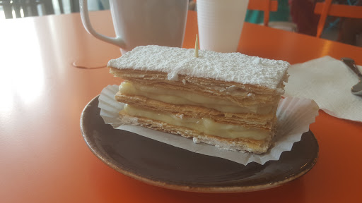 Bakery «Oui Desserts», reviews and photos, 3411 Kirby Dr, Houston, TX 77098, USA