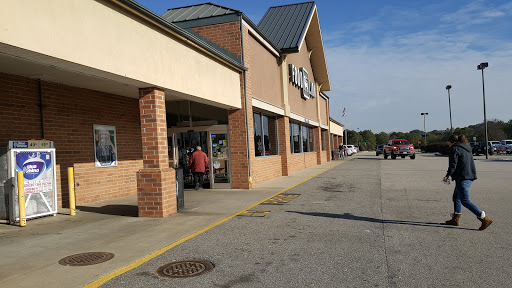 Grocery Store «Food Lion», reviews and photos, 5209 Plaza Dr, Hopewell, VA 23860, USA
