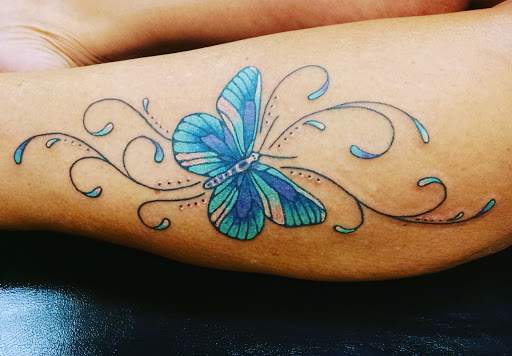 Tattoo Shop «Fine Line Tattoo & Piercing», reviews and photos, 2864 Ray Lawyer Dr, Placerville, CA 95667, USA