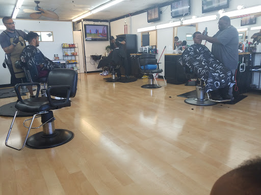 Barber Shop «New York Style Barber Shop», reviews and photos, 656 Beal Pkwy NW # A, Fort Walton Beach, FL 32547, USA