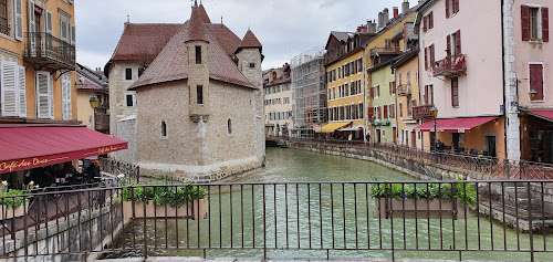 Rive du lac à Annecy