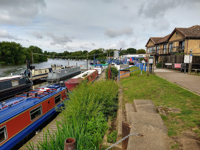 Reviews of Beeston Marina in Nottingham - Bicycle store