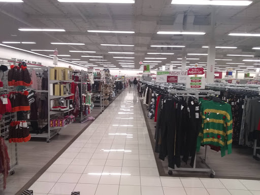 Clothing Store «Burlington Coat Factory», reviews and photos, 17500 Southcenter Pkwy, Tukwila, WA 98188, USA