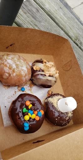 Donut Shop «Top That! Donuts», reviews and photos, 210 Ocean Ave, Point Pleasant Beach, NJ 08742, USA