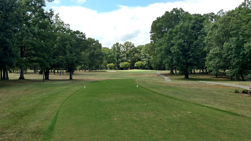 Golf Course «White Plains Golf Course», reviews and photos, 1015 St Charles Pkwy, White Plains, MD 20695, USA