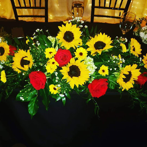 Wedding Store «Susan McKnight Floral Studio», reviews and photos, 217 S Pattie St, Wichita, KS 67211, USA
