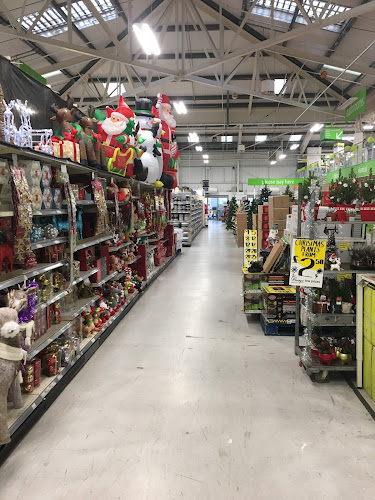 Reviews of Homebase - London Streatham Vale (including Bathstore) in London - Hardware store