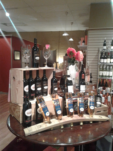 Shopping Mall «Fancy Fair Mall», reviews and photos, 830 W Main St, Lake Geneva, WI 53147, USA