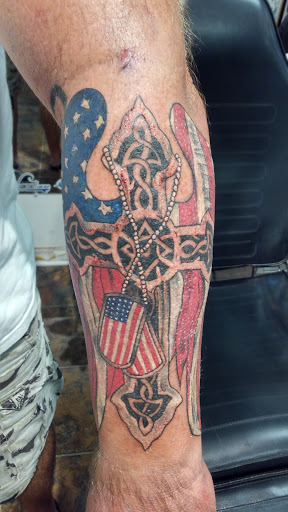 Tattoo Shop «Aces & Eights Tattoo Shop», reviews and photos, 6846 Park Blvd N, Pinellas Park, FL 33781, USA