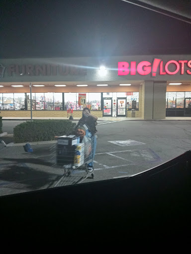Discount Store «Big Lots», reviews and photos, 13241 Whittier Blvd, Whittier, CA 90602, USA