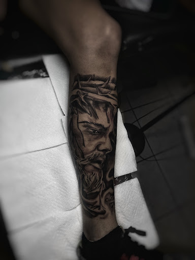 Explore veterinary tattoo ideas, creative tattoo ideas in Lavonia, available at 1890 Tattoo Co.