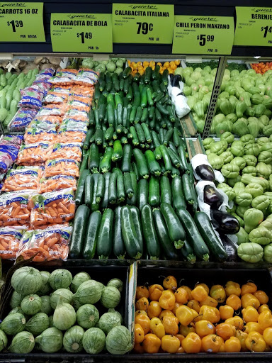 Grocery Store «Super Mercados El Guero», reviews and photos, 850 N Farnsworth Ave, Aurora, IL 60505, USA