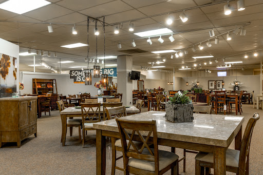 Furniture Store «Haynes Furniture», reviews and photos, 5324 Virginia Beach Blvd, Virginia Beach, VA 23462, USA