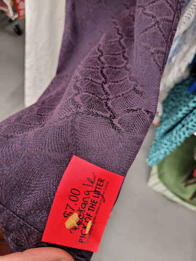 Thrift Store «Pick of the Litter Thrift and Gift Shop», reviews and photos
