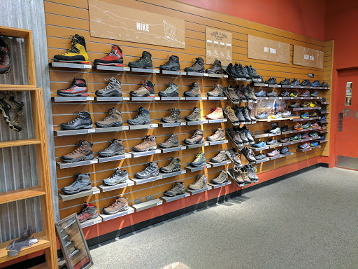 Camping Store «REI», reviews and photos, 279 Salem St, Reading, MA 01867, USA