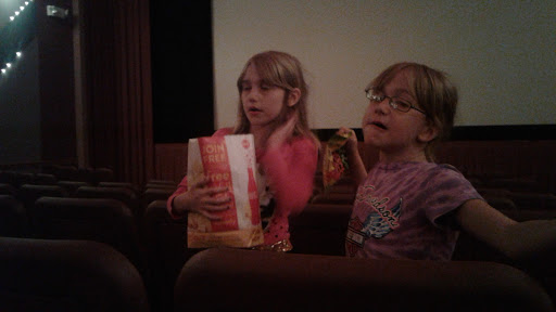 Movie Theater «AMC Classic Lexington 10», reviews and photos, 3151 Mapleleaf Dr, Lexington, KY 40509, USA