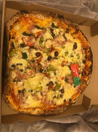 Plats et boissons du Pizzeria Pizza Saint Roch à Nice - n°17