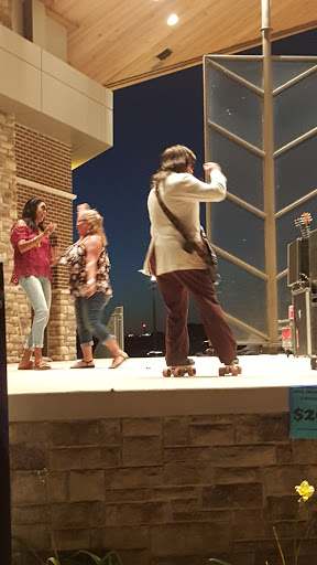 Live Music Venue «The Pavilion at Wolf Lake Memorial Park», reviews and photos, 2324 Calumet Ave, Hammond, IN 46320, USA