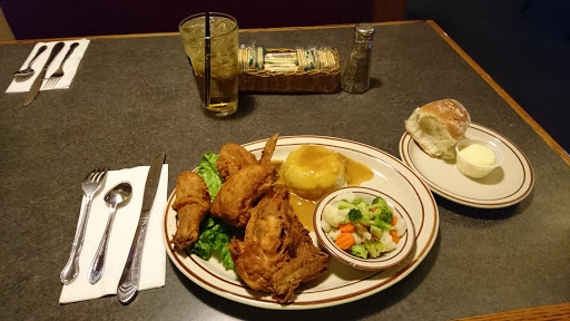 Truck Stop «Pioneer Villa Truck Plaza Inc», reviews and photos, 33180 OR-228, Halsey, OR 97348, USA