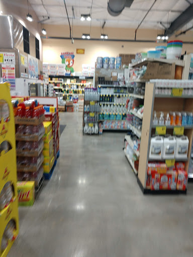 Supermarket «Tienda Fiesta Mart», reviews and photos, 210 E Davis St, Conroe, TX 77301, USA