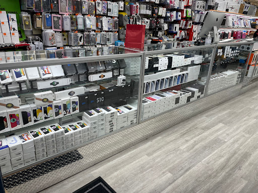 Electronics Store «King Electronics», reviews and photos, 4374 White Plains Rd, Bronx, NY 10466, USA