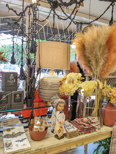 Florist «Sidelines Custom Floral Designs, Inc», reviews and photos, 511 E 135th St, Kansas City, MO 64145, USA