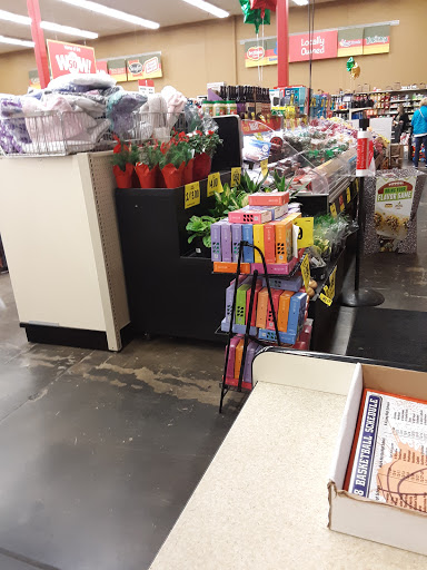 Grocery Store «Grocery Outlet Bargain Market», reviews and photos, 920 Ocean Beach Hwy, Longview, WA 98632, USA