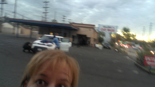 Car Wash «Galleria Car Wash», reviews and photos, 5720 San Fernando Rd, Glendale, CA 91202, USA