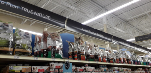 Pet Supply Store «PetSmart», reviews and photos, 4429 Pecanland Mall Dr, Monroe, LA 71203, USA