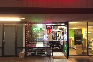 E Smoke Shop image