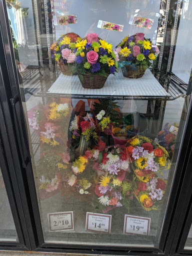 Florist «Flowerama», reviews and photos, 4 W Hawley St, Mundelein, IL 60060, USA