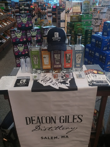 Liquor Store «Blanchards Wines & Spirits», reviews and photos, 418 Lagrange St, West Roxbury, MA 02132, USA